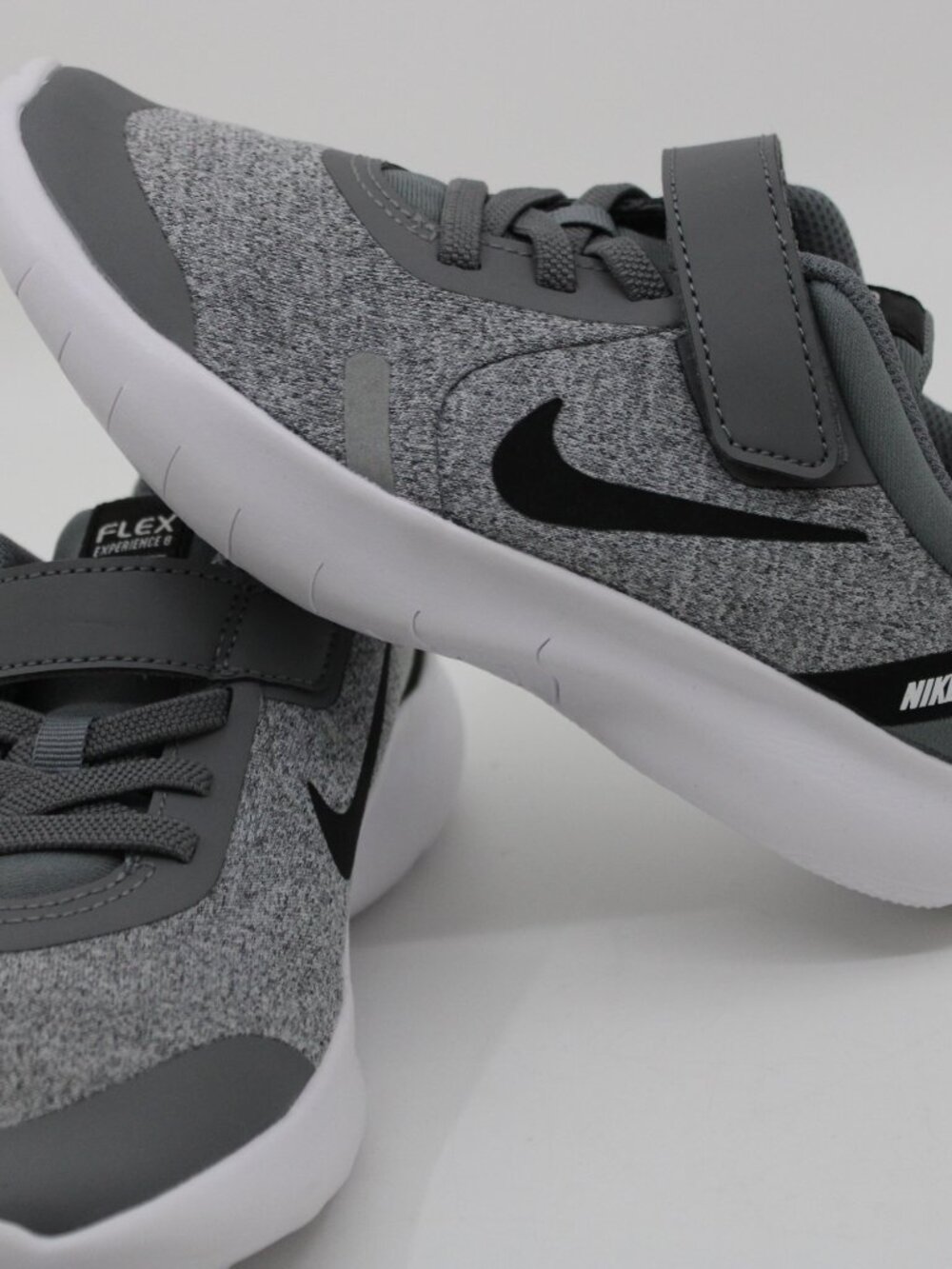Nike FLEX Experience 8 NWOT Shoes SZ 8 Gray White Hoop & Loop
